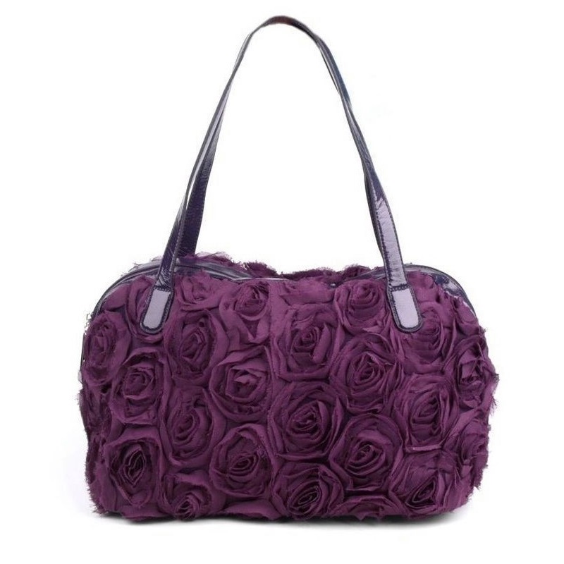 Gotická kabelka s fialovými růžemi