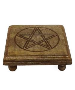 Oltářní stoleček Pentagram