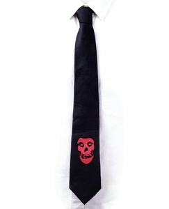 Kravata černá Misfits červený