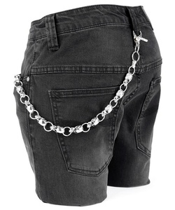 Řetěz na kalhoty s lebkami a kroužky