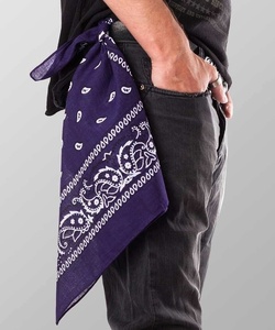 Šátek s paisley vzorem fialový
