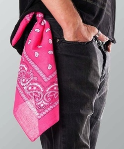 Šátek s paisley vzorem růžový