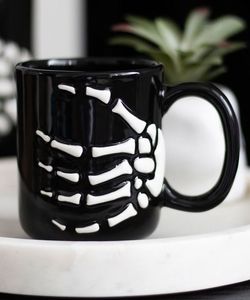 Hrnek - Skeleton Hand