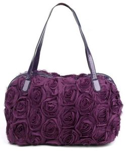 Gotická kabelka s fialovými růžemi