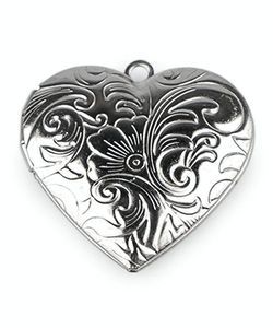 Přívěsek medailonek rozevírací srdce zdobené